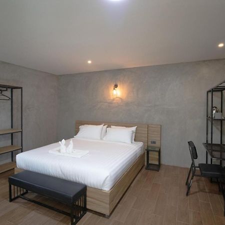 Rabbit Hotel Phimai מראה חיצוני תמונה