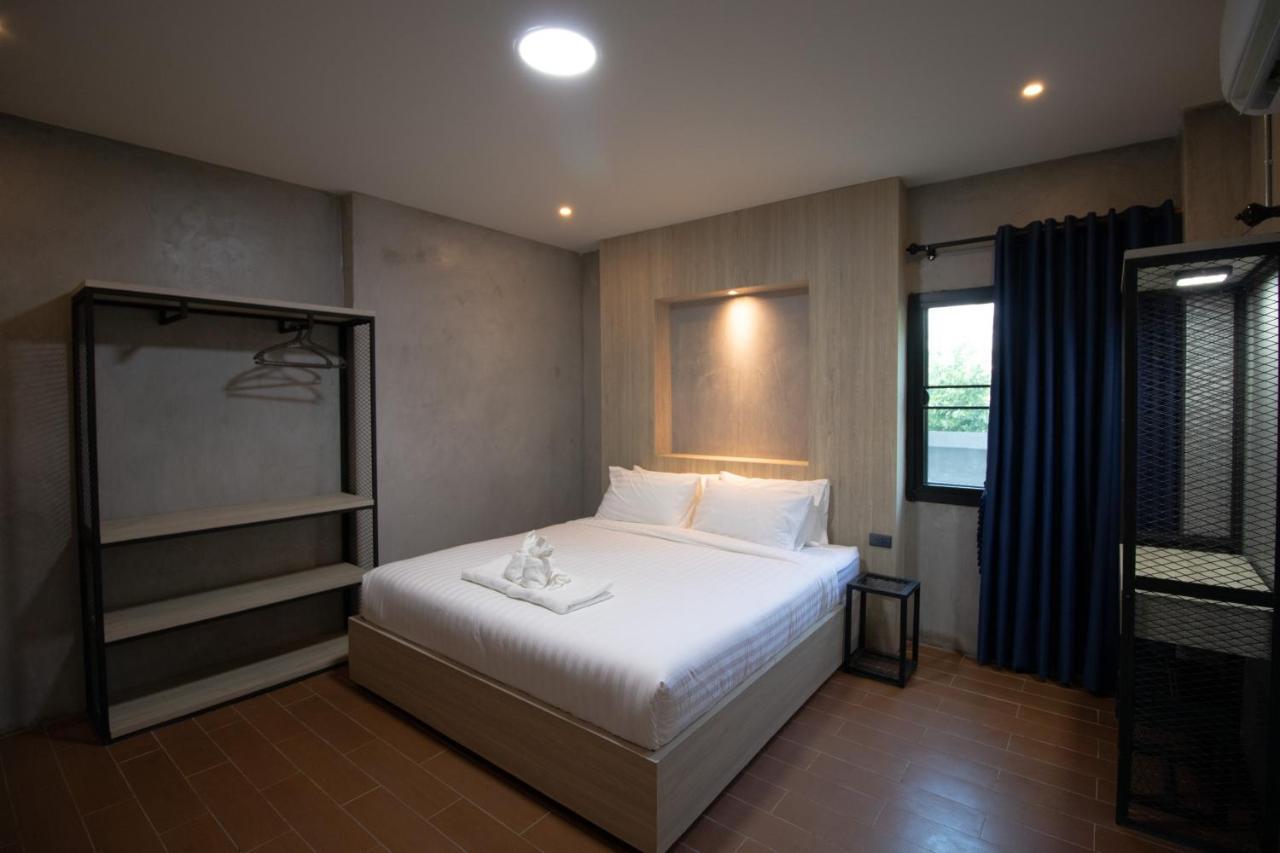 Rabbit Hotel Phimai מראה חיצוני תמונה