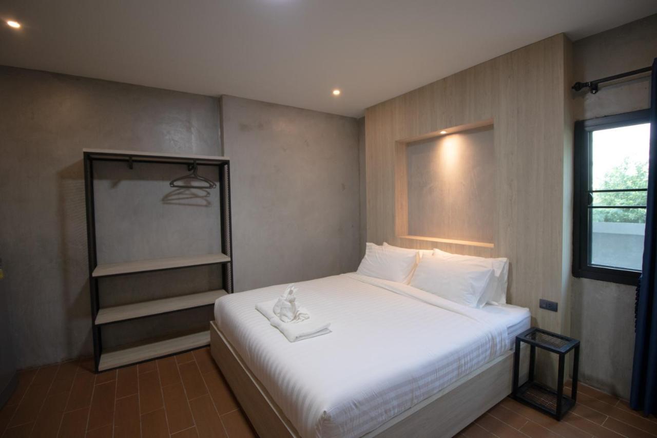 Rabbit Hotel Phimai מראה חיצוני תמונה