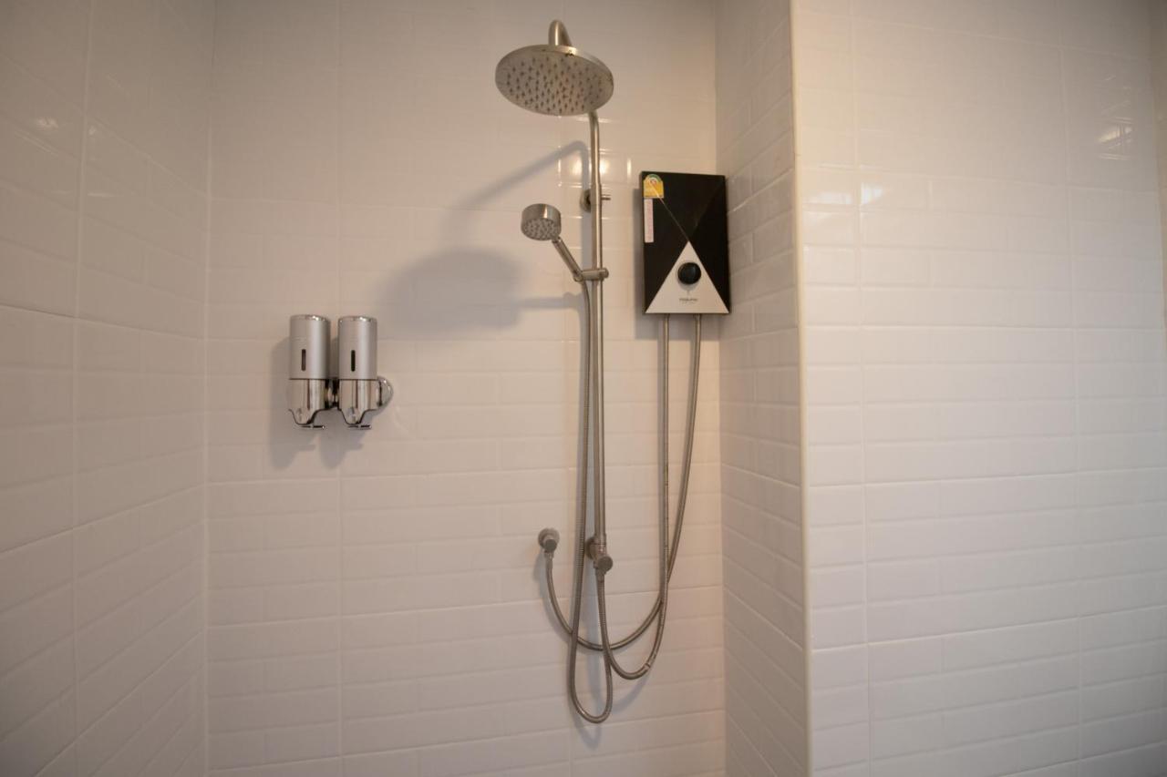 Rabbit Hotel Phimai מראה חיצוני תמונה