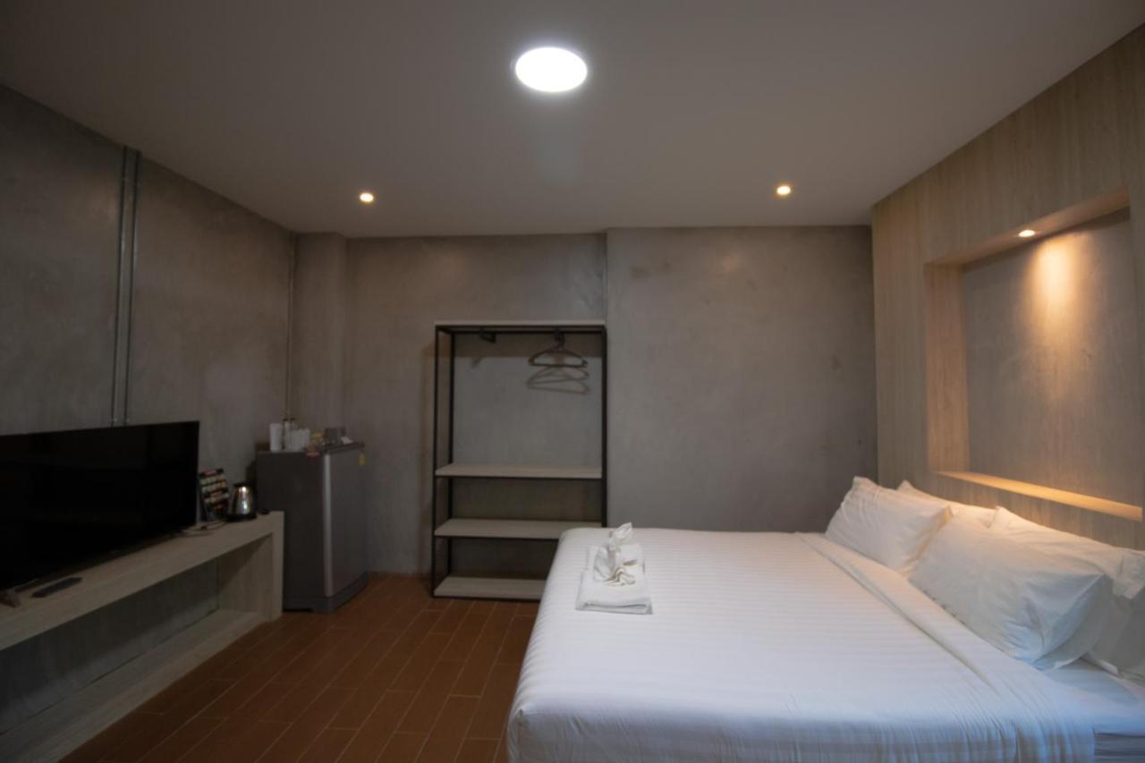 Rabbit Hotel Phimai מראה חיצוני תמונה