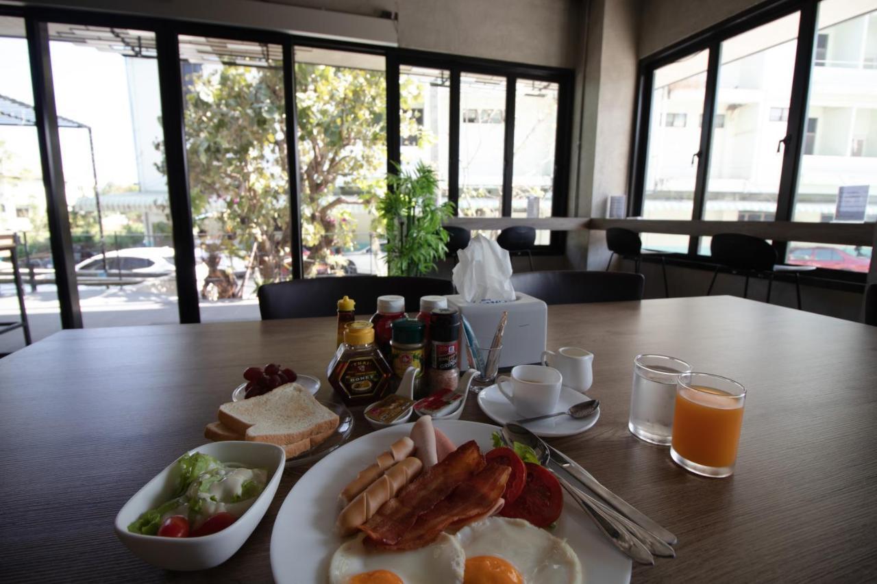 Rabbit Hotel Phimai מראה חיצוני תמונה
