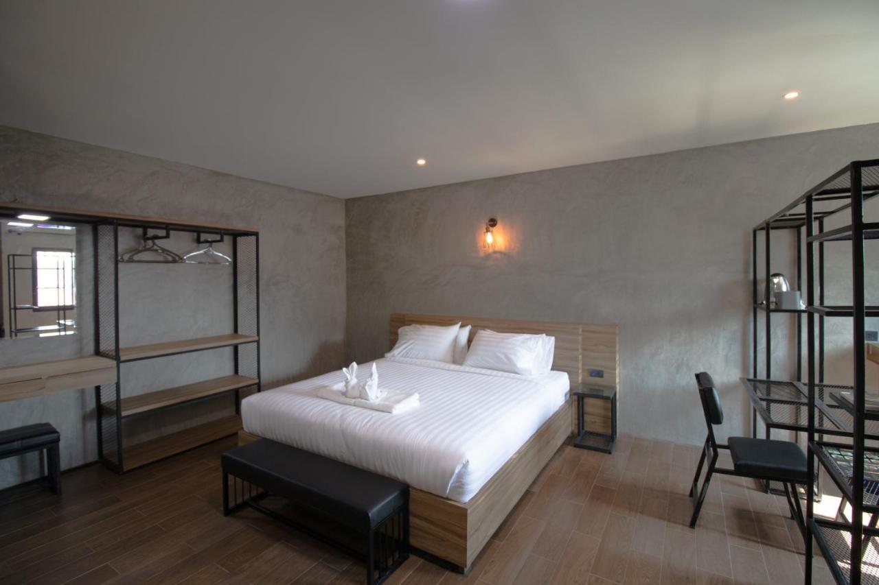Rabbit Hotel Phimai מראה חיצוני תמונה