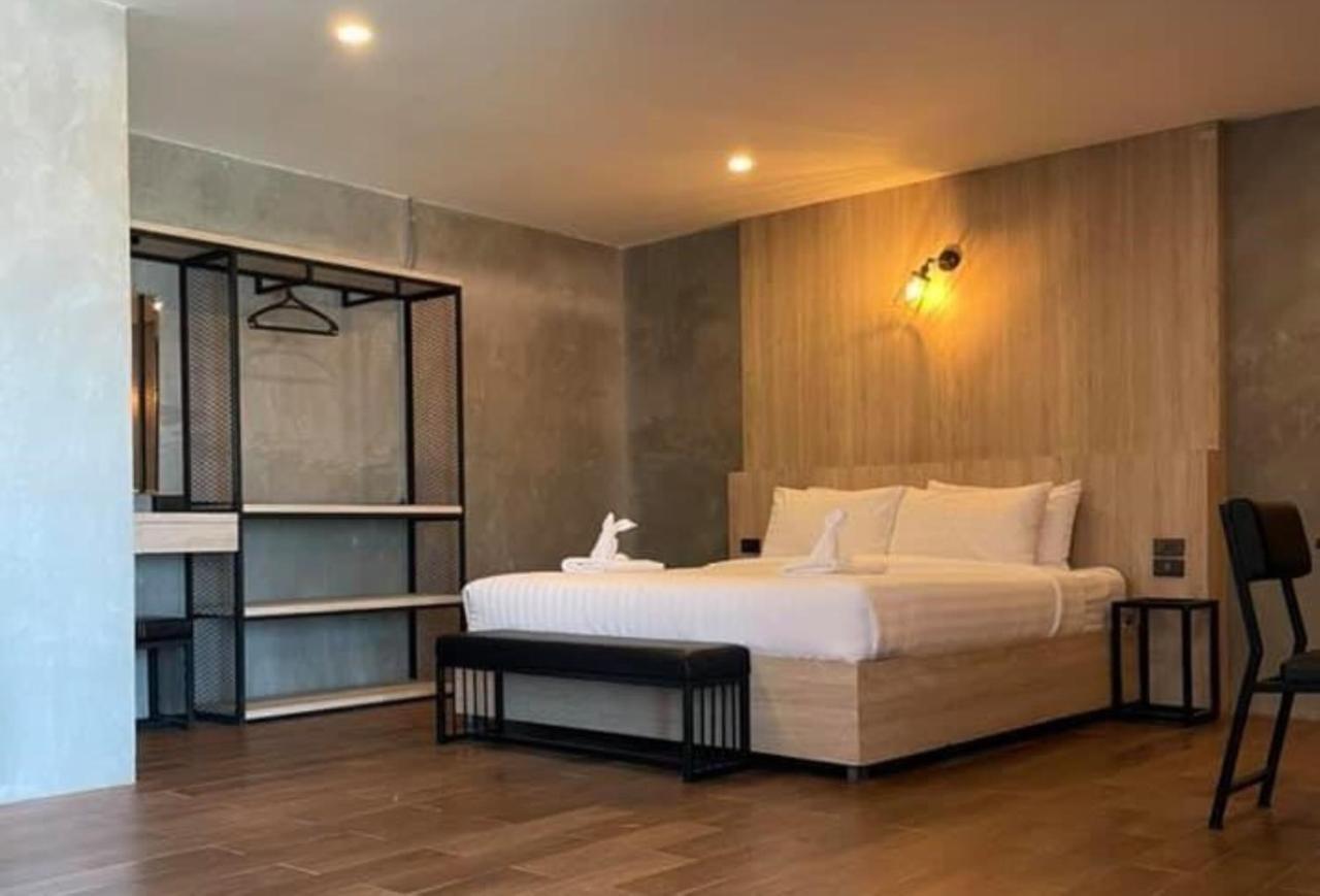 Rabbit Hotel Phimai מראה חיצוני תמונה