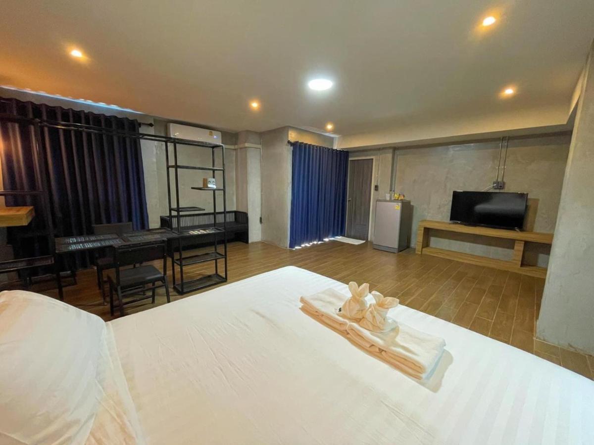 Rabbit Hotel Phimai מראה חיצוני תמונה