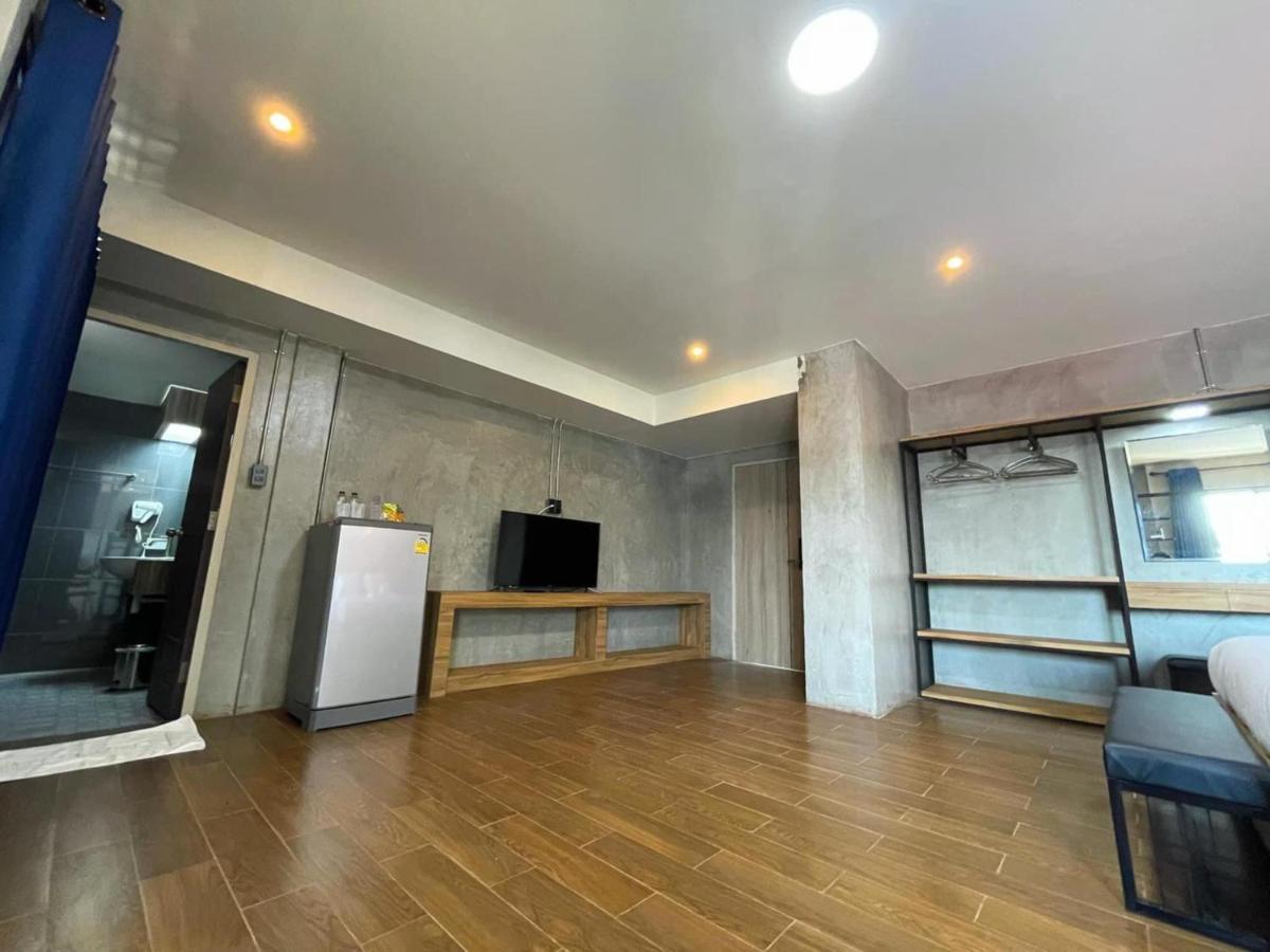 Rabbit Hotel Phimai מראה חיצוני תמונה